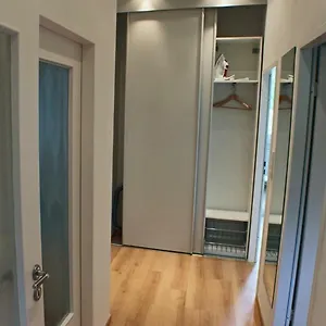 https://wohnen-am-roseneck.find-berlin-hotels.com